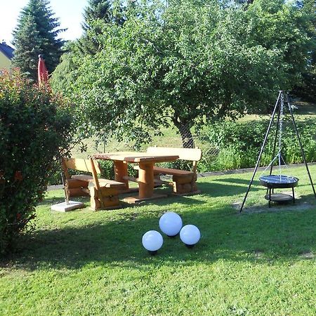 Ferienhaus Zittau Oberlausitz & Ferienwohnung Am Hamann Berg エクステリア 写真